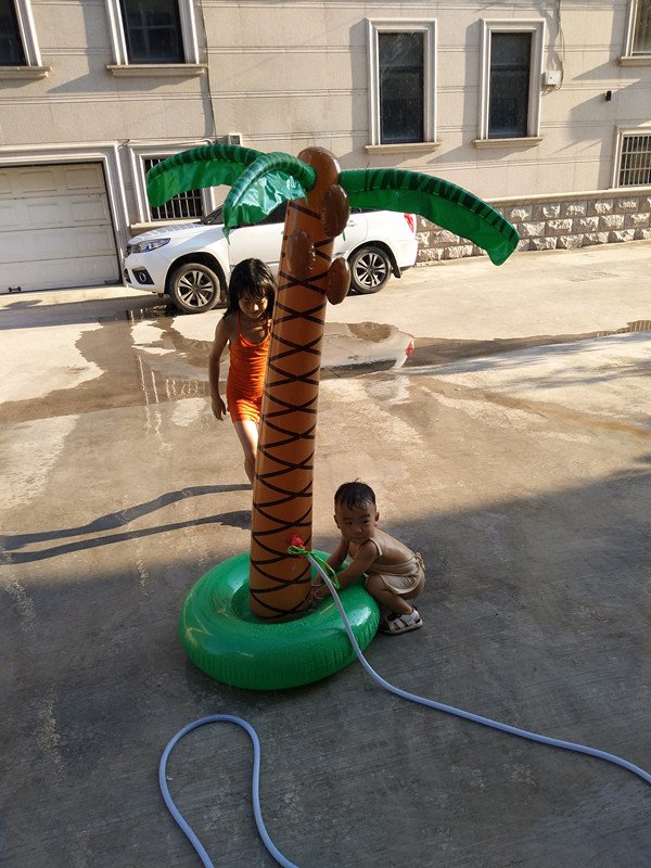 Giant 160cm Inflatable Palm Tree Sprinkler Outdoor Water Spray Ball Toy For Kids Adults Pool Beach Lawn Parties - 7 Giant 160cm Inflatable Palm Tree Sprinkler Outdoor Water Spray Ball Toy For Kids Adults Pool Beach Lawn Parties - 7