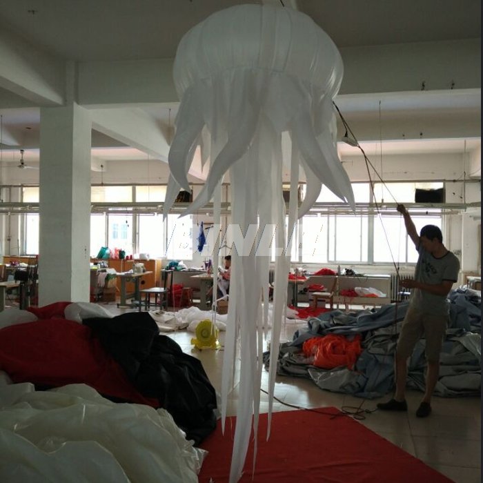 Multicolored 16 Led Light Inflatable Jellyfish Balloon Enchanting Stage And Event Decor - 5 Multicolored 16 Led Light Inflatable Jellyfish Balloon Enchanting Stage And Event Decor - 5