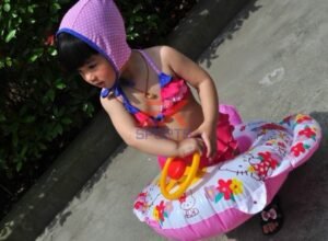 1x Float Inflatable Swim Ring Boat Inflated For Kids Baby Children Retail Es1028 - 2