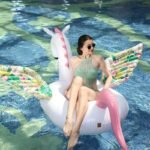 200cm Giant Inflatable Pegasus Horse Pool Float Ride-on Floral Print Unicorn Swimming Ring Holiday Party Water Toys Boia Piscina