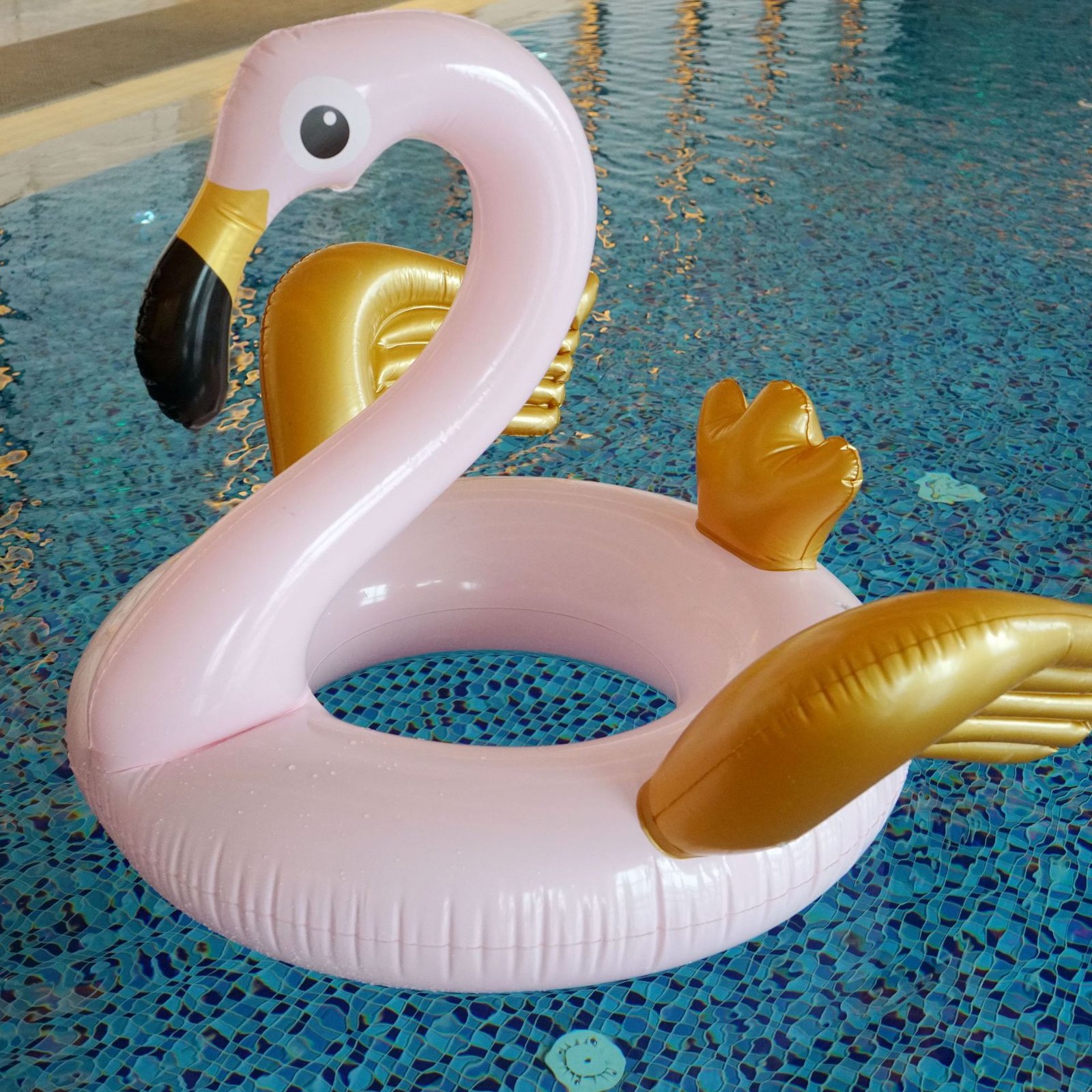 Deluxe Giant Goldwinged Swan Inflatable Float Swimming Circle Ring For Adults Kids Water Party Toy - 10