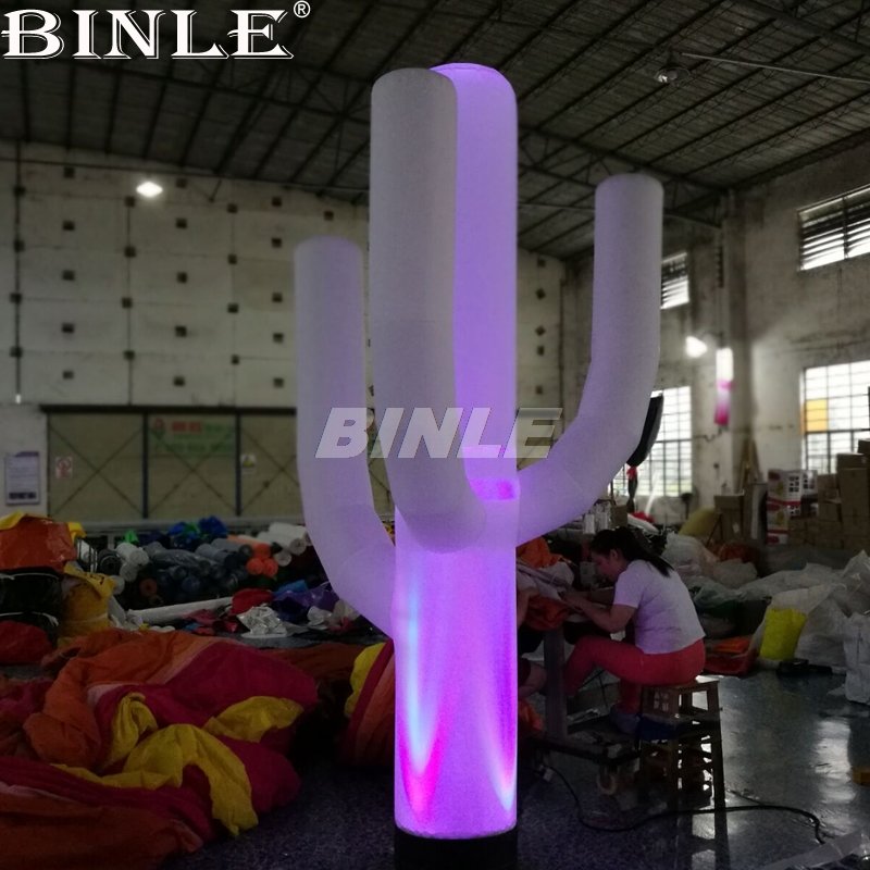 Outdoor Giant Inflatable Led Cactus Customizable Creative Decoration For Parties And Events - 1