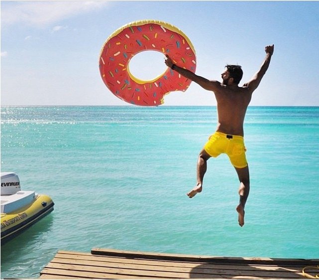 Extra Large Inflatable Donut Swim Ring Lifesaver Float Seat For Adults Summer Childrens Pool Party Toy - 4 Extra Large Inflatable Donut Swim Ring Lifesaver Float Seat For Adults Summer Childrens Pool Party Toy - 4