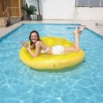 Giant 143cm Lemon Slice Swimming Ring Float Lounge Fun Island Large Fruit Inflatable Floating Beach Toys Yellow Bed