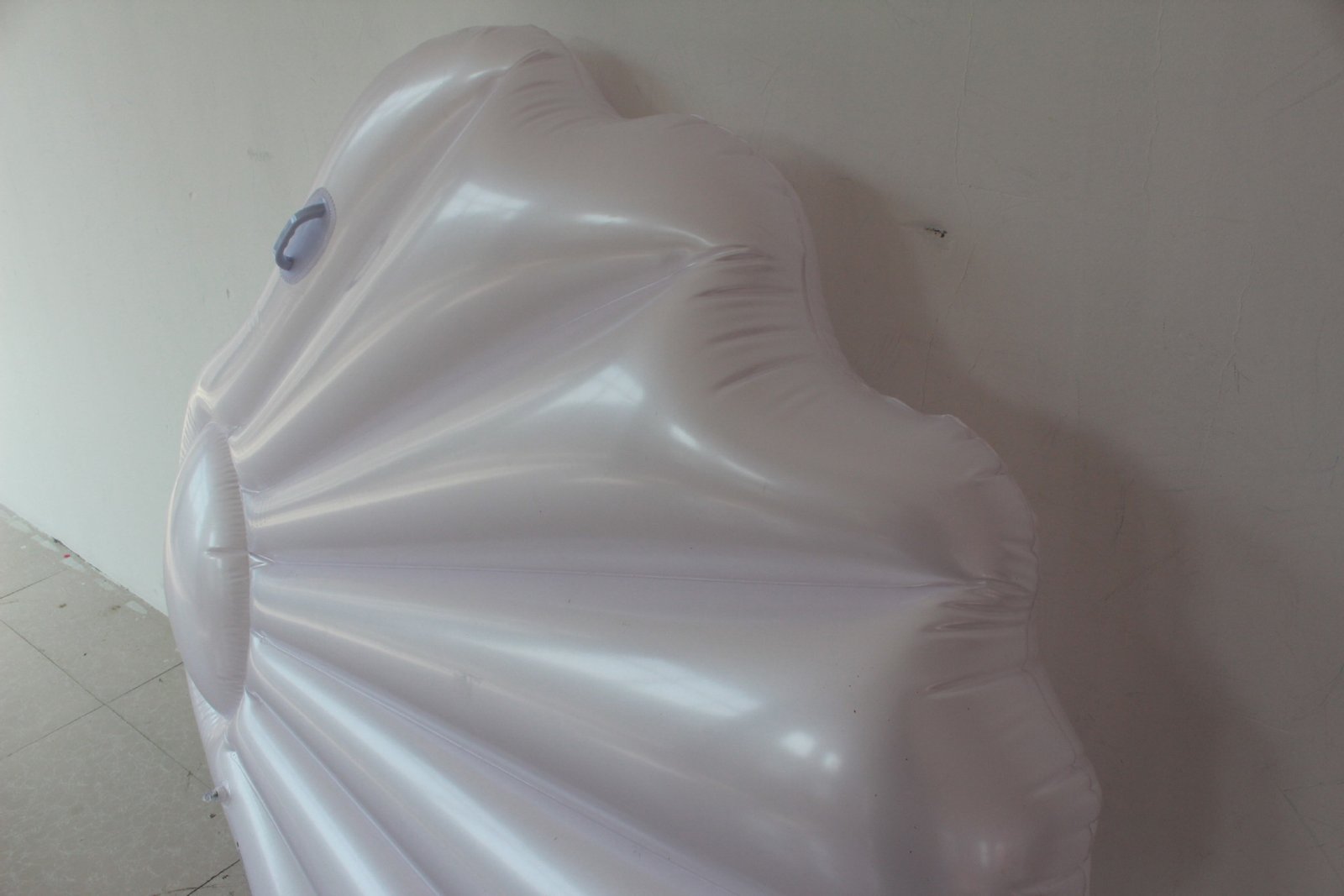 White Inflatable Shell Pool Float Aqua Lounger Swim Ring With Durable Handles Floating Raft - 15 White Inflatable Shell Pool Float Aqua Lounger Swim Ring With Durable Handles Floating Raft - 15