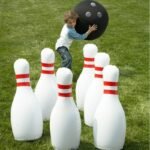 Novelty Giant Inflatable Bowling Set For Kids Outdoor Lawn Yard Games Family Jumbo 40 Inch Pins & 24 Ball Christmas Gift