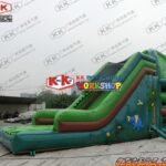 The Child Fun City Inflatable Dry Slide Jump Bed Combination - 2