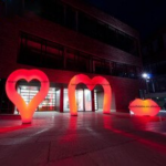 2 4m Inflatable Heart Lighting Tube Inflated Outdoor Decorative For Valentine Wedding