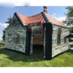 Customized 5x6m Blow Up Inflatable Irish Pub Bar House Tent For Rental