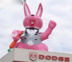 Roof Top Promotional Giant Inflatable Easter Bunny Rabbit Model With Carrot For Outdoor Decoration