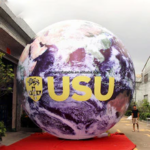 Bargain Price 6 Diameters Inflatable Giant Earth Model Custom Made Globe Printed Advert Logo Landing Decoration Ball